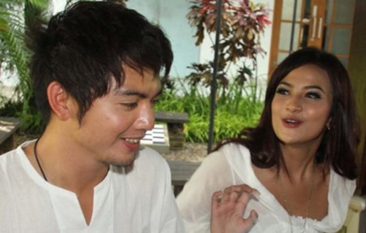 vanessa angel nicky.jpg